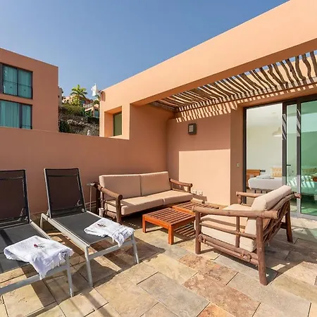 빌라 Mit Pool Lagos 16 *